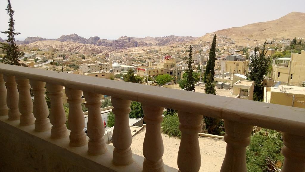 Seven Wonders Hotel Wadi Musa Esterno foto